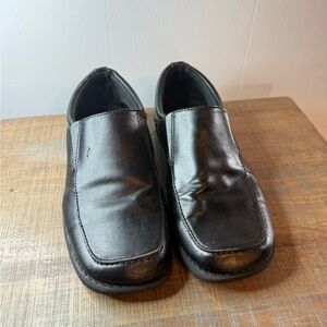 Smart Fit Black Size 2 Boys Dress Shoes